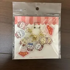 ちいかわレストラン　ホールスタッフ集合！なアクリルチャーム