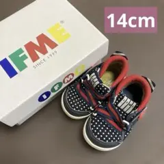 Item thumbnail for item a04c89e7-eb19-4905-bd06-17e6c7393d15