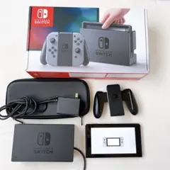 任天堂　Nintendo Switch 本体《中古品》専用ケース　グリップ