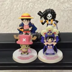 ワンピース　ONE PIECE　フィギュア　ルフィ　ブルック　チョッパー　ロビン