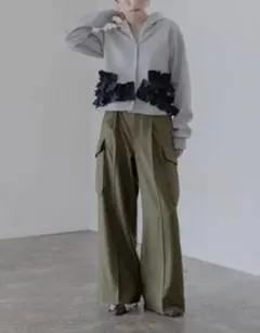 Eimee Law パーカー ギャザーフリルヘムのサムネイル