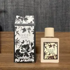 GUCCI BLOOM ACQUA DI FIORI 香水 50ml 半量使用済 - メルカリ