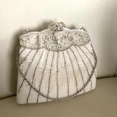 ビーズ　パール　バッグ　クラッチ　3月上旬迄出品