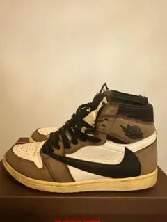 【付属品完備正規品】NIKE エアジョーダン1 トラビススコット