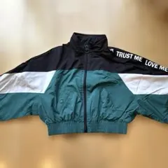 Bershka クロップドジャケット XS ベルシュカのサムネイル