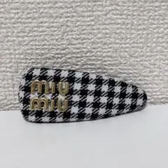 miumiu ヘアピン