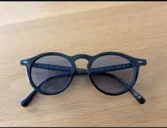 Oliver Peoples OP-13 ブラックフレーム/ ブルーレンズのサムネイル