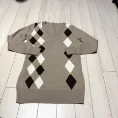 年末年始価格。レナウンネクストアイベージュアーガイル柄ウール混チュニックセーター