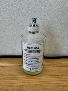 レプリカ香水　プロムナードインザガーデン レア 希少 廃盤 メゾン マルジェラ レプリカ オードトワレ プロムナード イン ザ