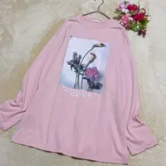 【GUジーユー】フラワープリント ロングスリーブTシャツ サイドスリットピンクＭのサムネイル