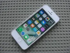◆(管379) au iPhone 5 16GB ホワイト