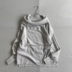 【クミキョク】長袖ニット　毛100% グレー　シンプル　伸縮性◎ 無地（2）のサムネイル