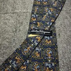 Salvatore Ferragamo シルクネクタイ