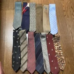 【ネクタイ】ノーブランド13本まとめ売り　美品/難あり混在(+オマケ1本付き)