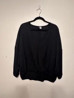H&M Vネック トップス シアー