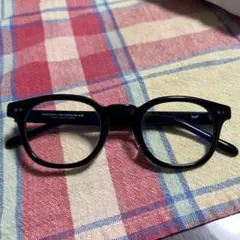 【Zoff】　黒縁メガネ