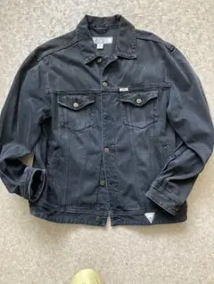 GUESS デニムジャケット　トラッカー　ブラックデニム　試着のみ　Lサイズ