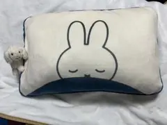 ミッフィー マスコット付きミニピロー