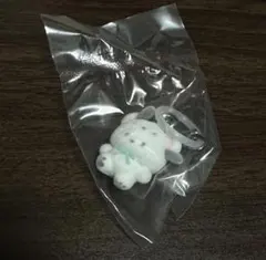 サンリオ　めじるしアクセサリー　ふわふわスノー　ポチャッコ