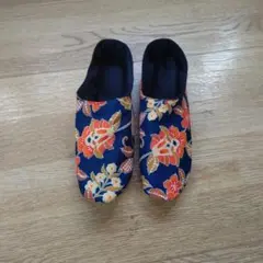 Item thumbnail for item 05b76e72-c8fd-4f93-854a-3d136577f367