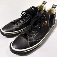 Item thumbnail for item 04d50470-308c-46b6-a315-0289593030d3