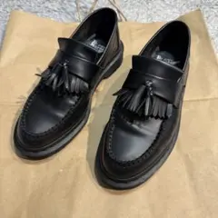 Dr. Martens タッセルローファー ブラックのサムネイル