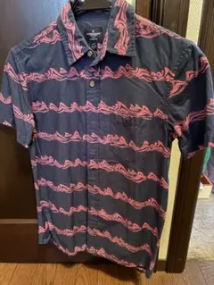 AMERICAN EAGLE 半袖シャツ 総柄 ネイビーのサムネイル