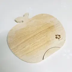 自立式　まな板　カッティングボード　リンゴの形