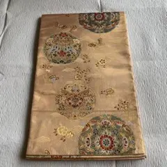 【美品】袋帯　人間国宝作品　大華文　六通　金色 美品】袋帯 人間国宝作品 大華文 六通 金色 - メルカリ