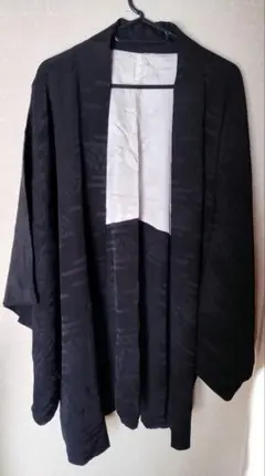 週末セール　黒羽織　丸に橘一つ紋付　雲海と花柄の地紋　昭和レトロ　アンティーク