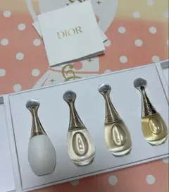 新品　Dior ディオール ノベルティー 香水4本セット バースデーギフト