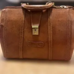 ボストンバッグ ブラウン