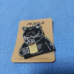猫 ブローチ