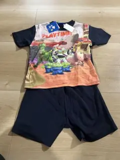 新品！トイストーリー！半袖パジャマ　男の子110のサムネイル