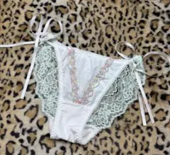 Item thumbnail for item 7bea9c6f-09ff-4f4c-a9aa-3e99f700bd30