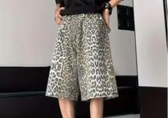 ヒョウ柄デニム風ハーフパンツ　ハーフバギーショーツ　XXL