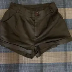 ペパーミントグリーンのキュロットスカート ショートパンツ