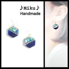 No.561-A　【値下げ】カラフル☆さざれ石☆六角型☆ピアス・イヤリング