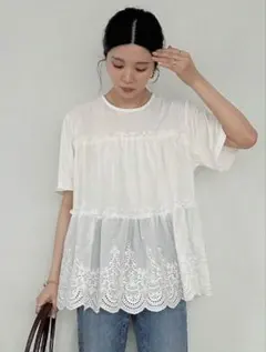 【新品】SHEIN レース付きホワイトチュニック 半袖 ホワイトのサムネイル