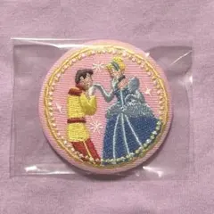 Disney Characters 刺繍缶バッジ *＊シンデレラ＊*