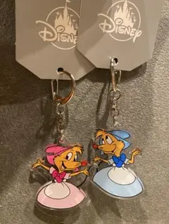 人気‼️ディズニー シンデレラ スージー パーラ アクリル キーホルダー