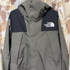 ノースフェイスマウンテンジャケットNP61800