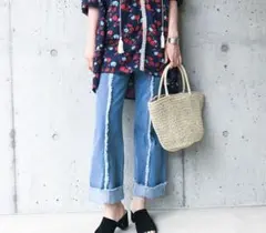 Item thumbnail for item 04697def-7898-4fc5-a250-531a0731ff66