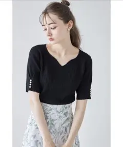 【tocco closet】 パール付きタックスリーブリブニットプルオーバーのサムネイル