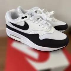 Nike Air Max 1 ホワイト/ブラック　　23.5cm