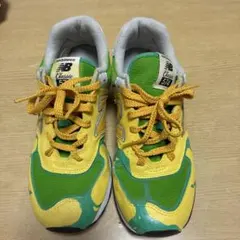 New Balance 574 Classic スニーカー イエロー グリーンのサムネイル