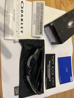 【日本正規品】Oakley ピットブル偏光サングラス 9161-06 箱収納袋付 Pit Bull オークリー 偏光 サングラス 国内正規品 釣り 運転