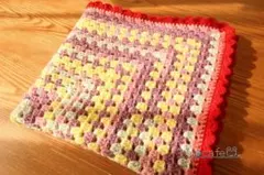 【在庫処分】【1点限り】アクリル・かぎ針編みのモチーフつなぎNO.１４