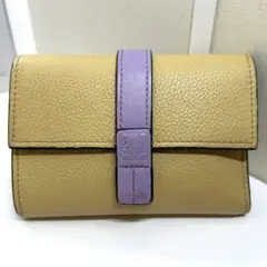 LOEWE 三つ折り財布 イエローラベンダーのサムネイル