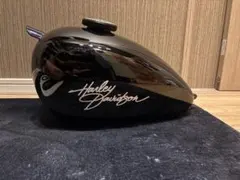 YMM様専用Harley-Davidson タンク 黒/赤/青 凹みあり - メルカリ